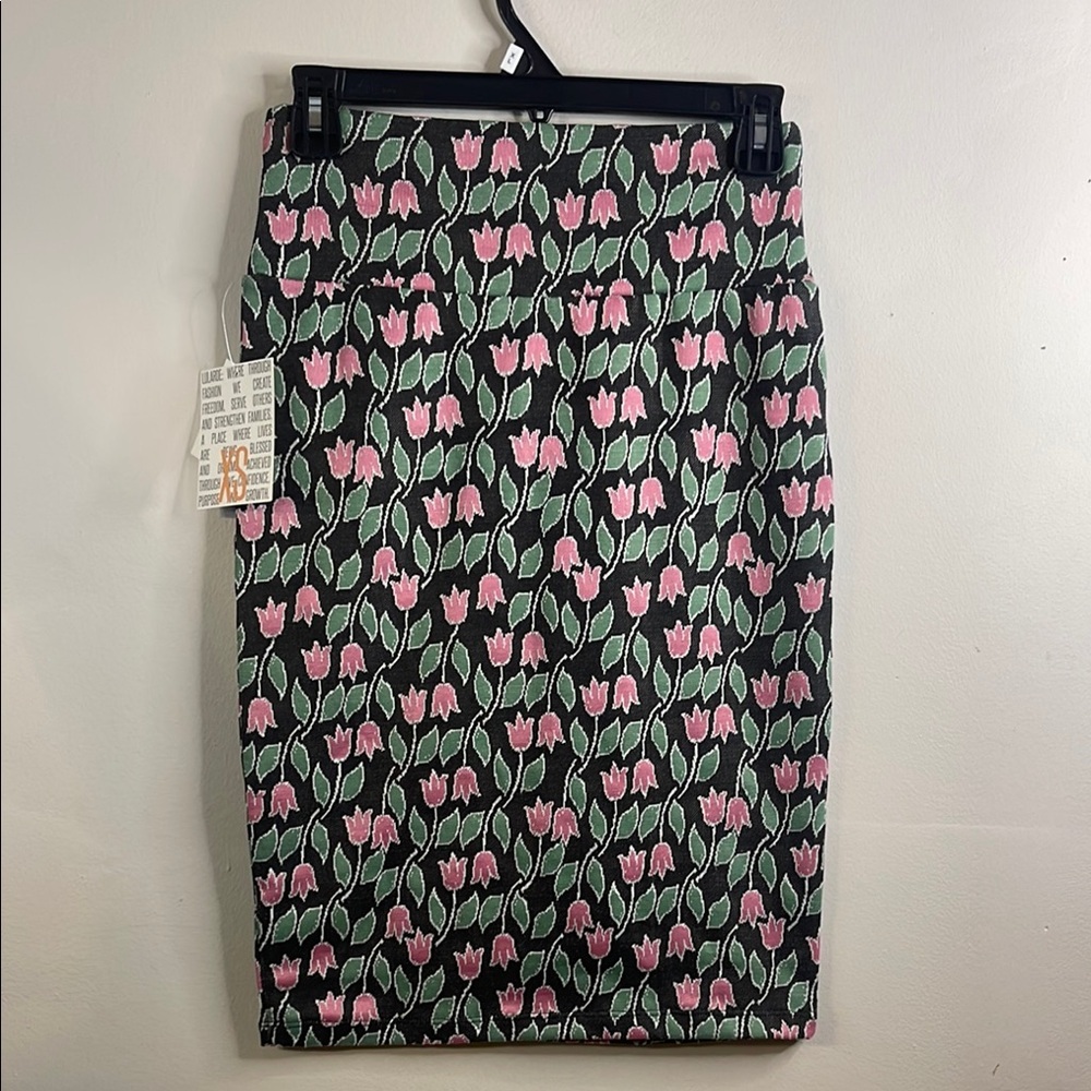 LuLaRoe Cassie Pencil Skirt Pink Green Tulip Floral Midi XS NWT #204